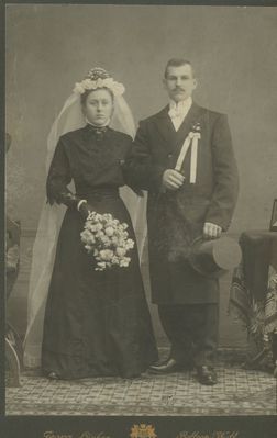 prawdopodobnie ślub Marii i Karla Zaiczek , rok 1883 Zabełków. Karl i Maria Zaiczek po ślubie  zamieszkali w Pilchowicach. 
